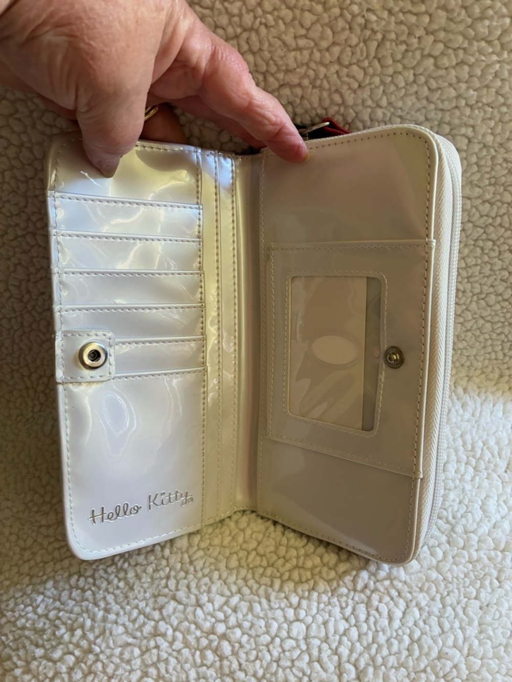 NWT! Loungefly Hello Kitty Quilted Zip Around Wallet White with Red Bow Accent - Picture 11 of 16